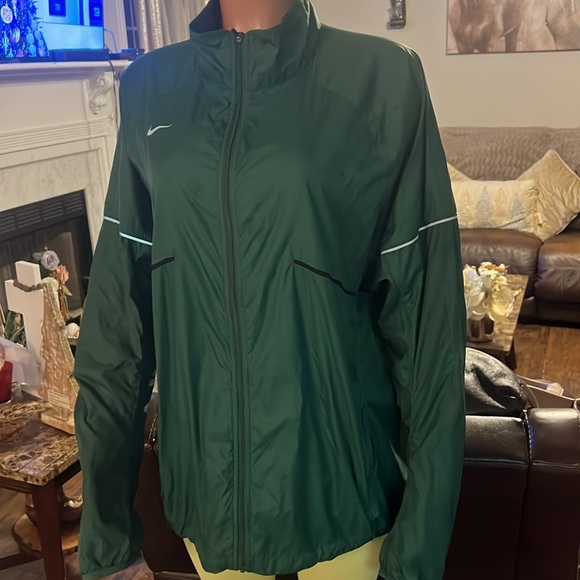 Nike 🤩 - Picture 3 of 4